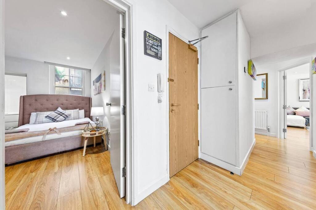 3 Bedroom Apartment In Haymarket Central London Sleep 10 Hy2 Экстерьер фото