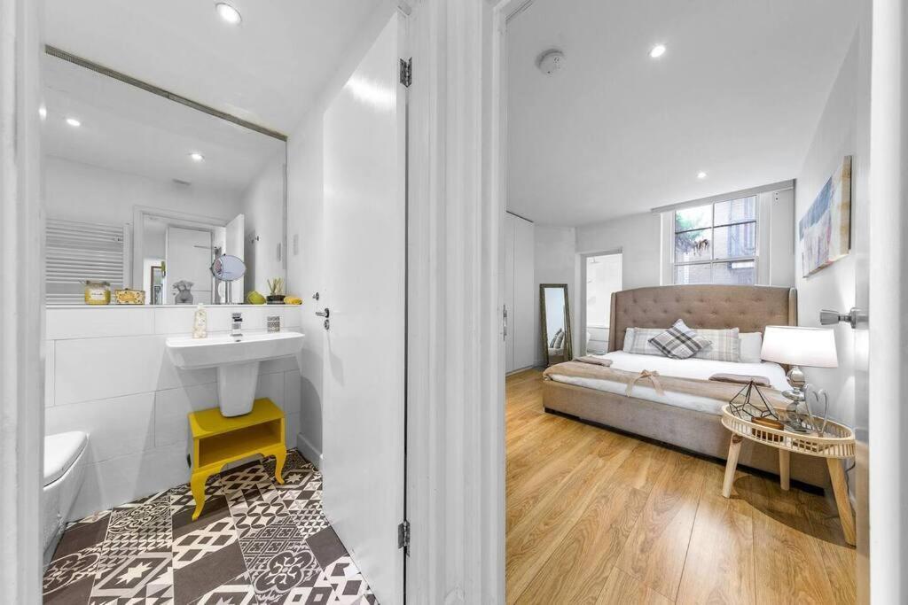 3 Bedroom Apartment In Haymarket Central London Sleep 10 Hy2 Экстерьер фото