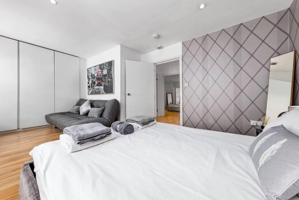 3 Bedroom Apartment In Haymarket Central London Sleep 10 Hy2 Экстерьер фото