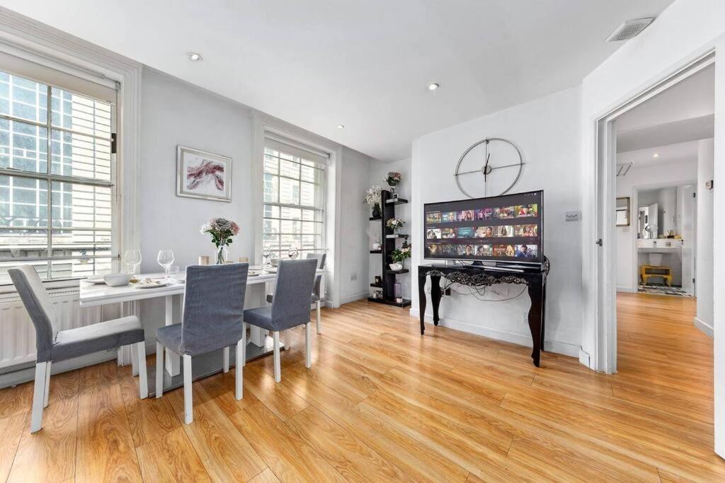 3 Bedroom Apartment In Haymarket Central London Sleep 10 Hy2 Экстерьер фото